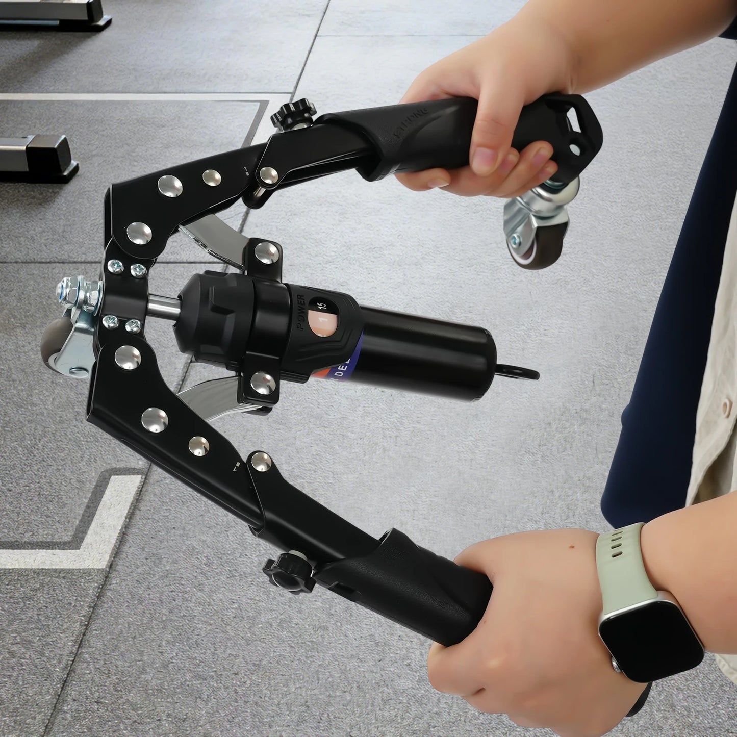 Hydraulic Power Twister Arm Blaster for Forearms and Biceps Training