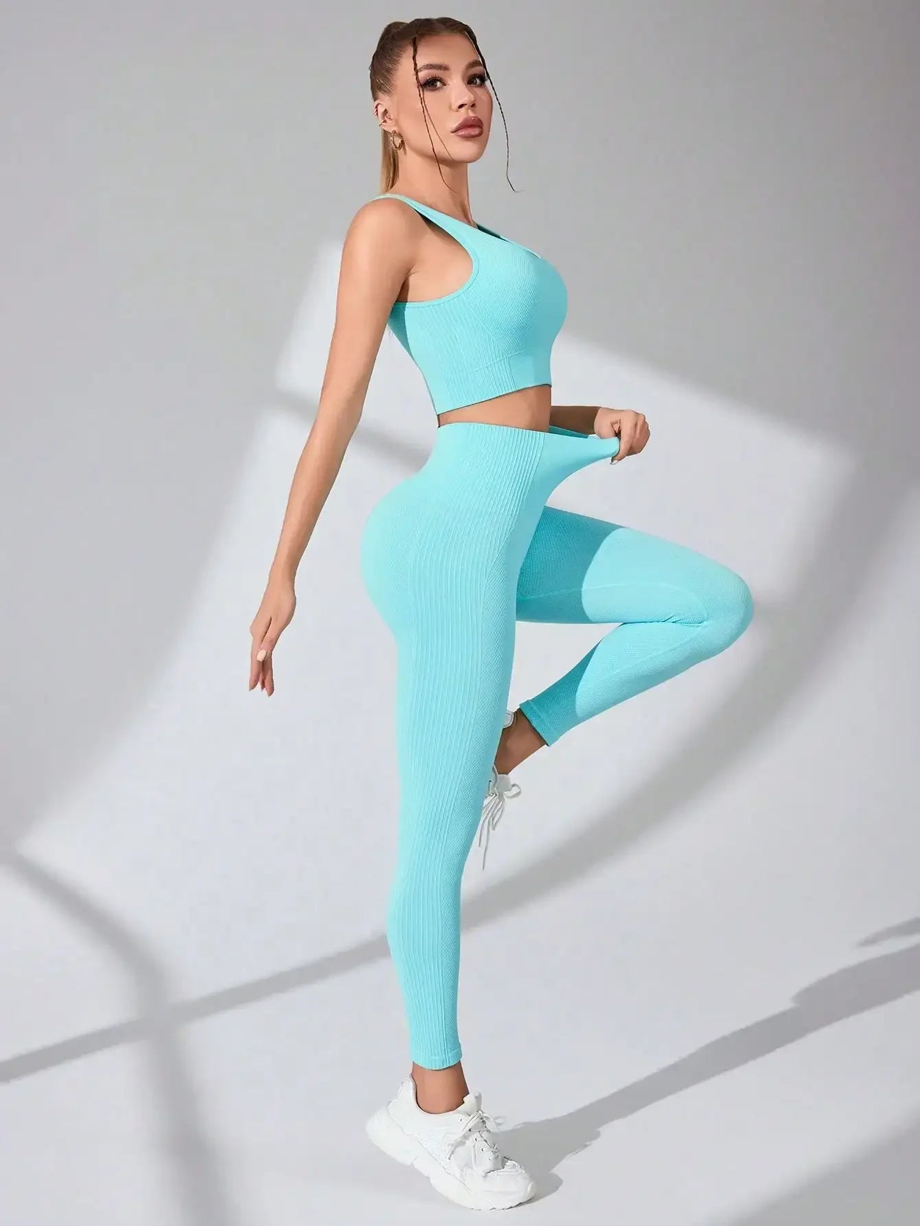 Seamless Yoga Leggings and Cross Strap Sports Bra Set